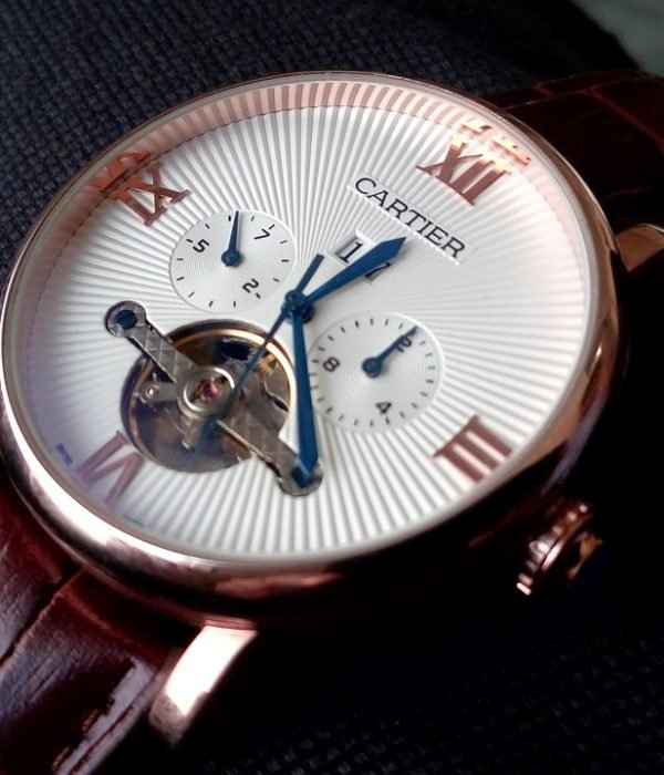 deepak24x7-wristwatch-4348046_1280